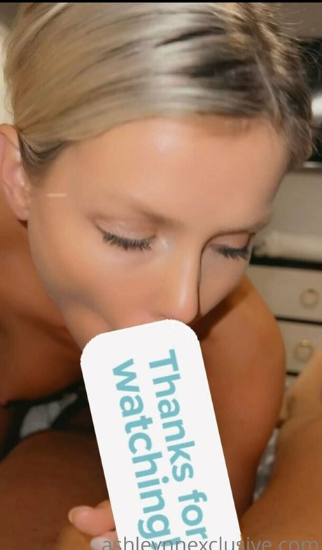 Naken lekkede OnlyFans-bilde av Ashleynn2020