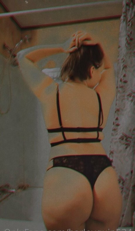 Naken lekkede OnlyFans-bilde av Harleyquin534