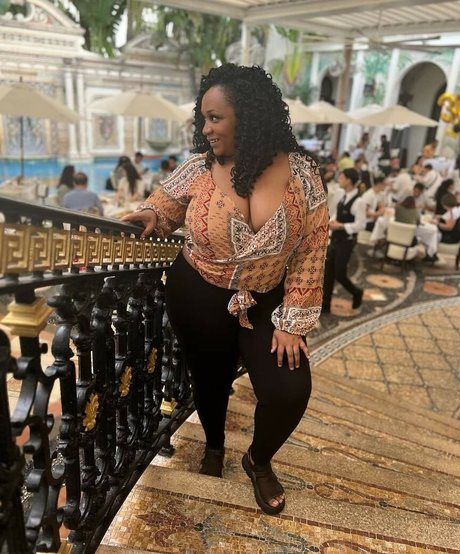 Faye Jackson  nude leaked OnlyFans photo