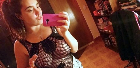 Naakte gelekte OnlyFans-foto van Ladyzaray