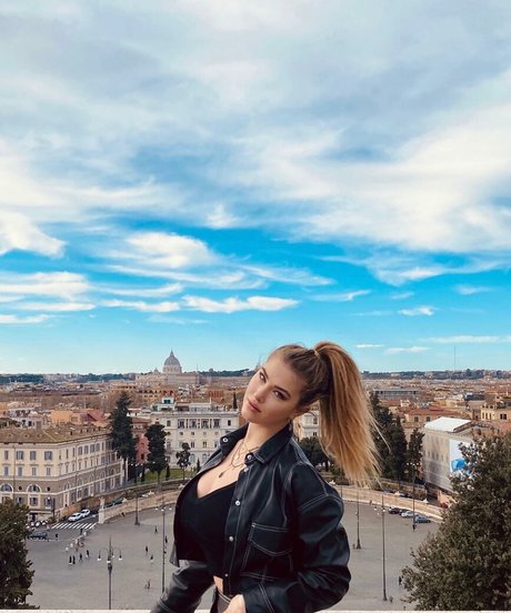 Naken lekkede OnlyFans-bilde av Chiara Gariboldi