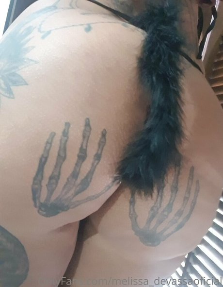 Melissa_devassaoficial