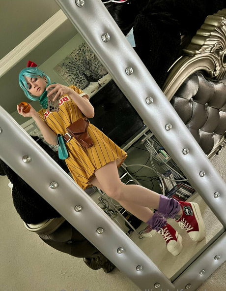 Ellieidolfemdom