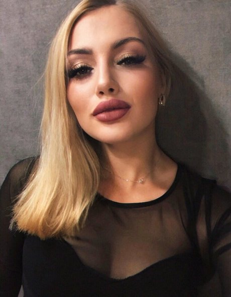 Bellacherry69