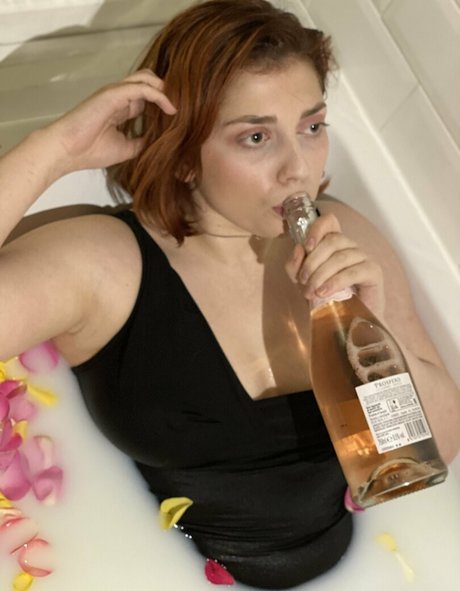 Naken lekkede OnlyFans-bilde av Lifeofnessavip