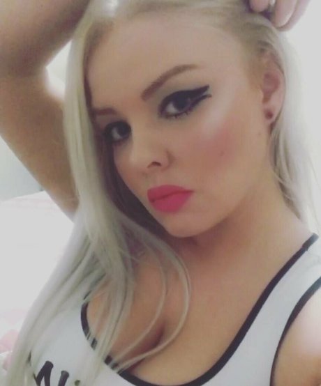 Curvaceousbarbie