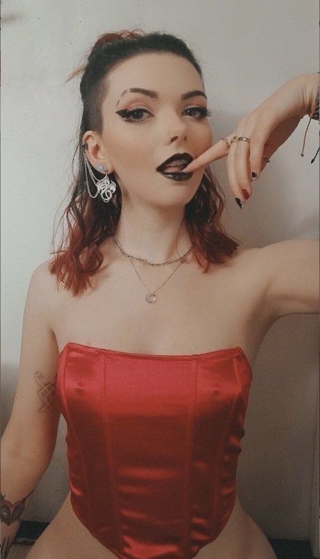 Naken lekkede OnlyFans-bilde av Louisejulie