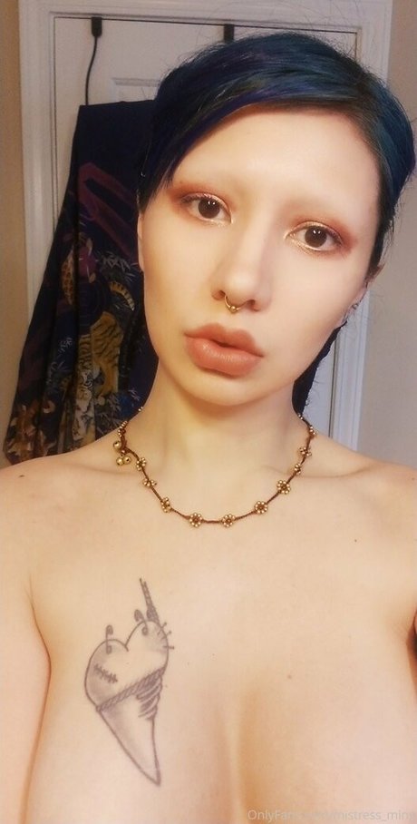 Foto di nudo di fuga di OnlyFans di Empressming
