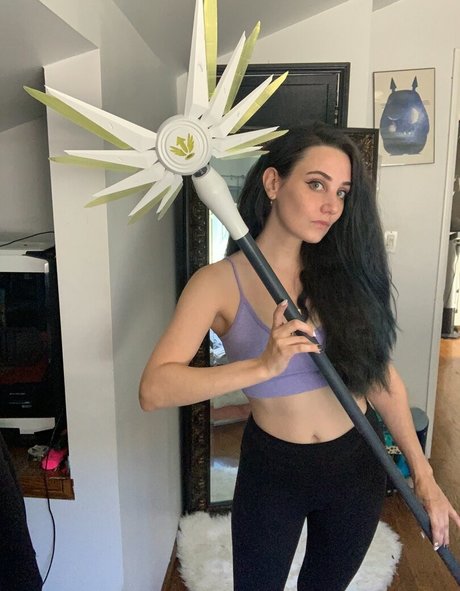 Alasti lekkinud OnlyFans-i pilt Ofdgbuni