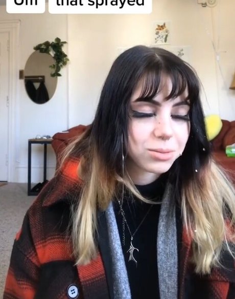 Nahá fotka uniklých OnlyFans od Okaygnomie