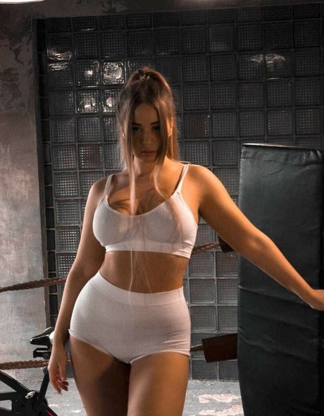 Natashawestyy