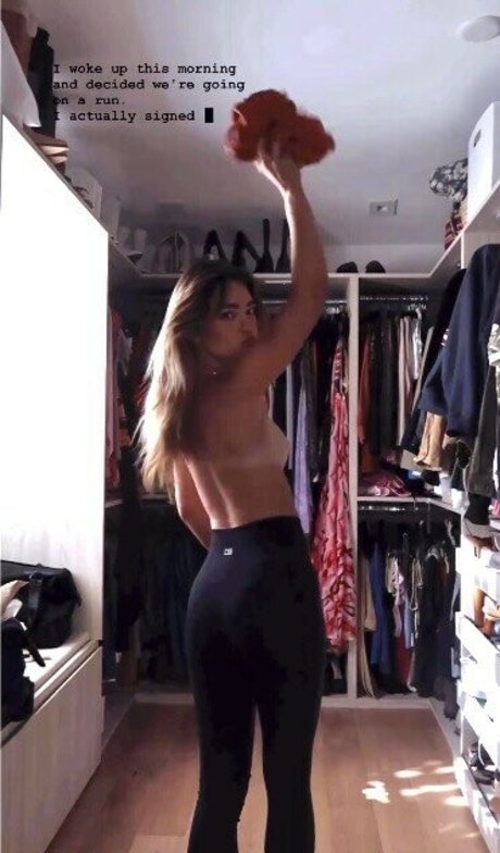 Nahá fotka uniklých OnlyFans od Vale Genta