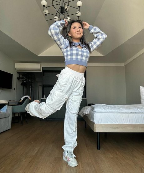 Foto nua vazada do OnlyFans de Yinsu Collins