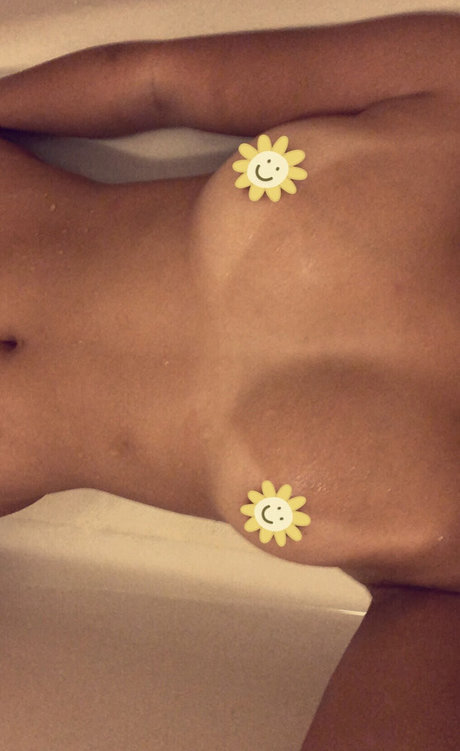 Ashley De Avilla OnlyFans泄露裸照