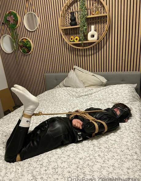 Nahá fotka uniklých OnlyFans od Objectxx