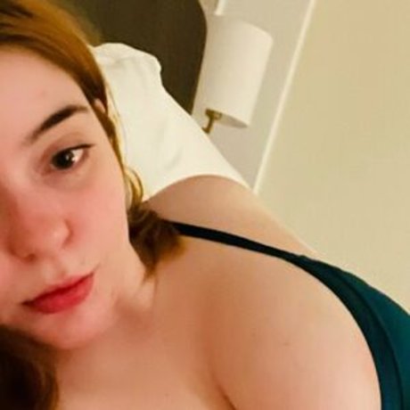 Обнаженная фотография утечки OnlyFans от Emily Chestnut