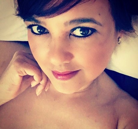 Nahá fotka uniklých OnlyFans od Yasmin