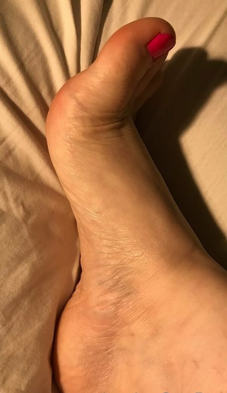 Janeleecutefeet