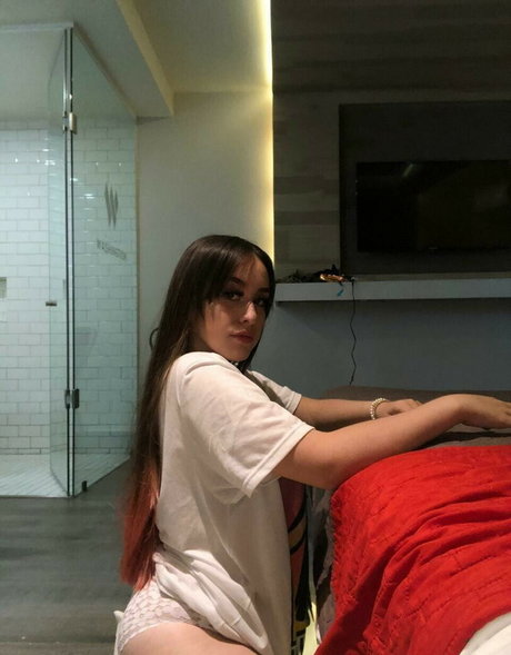 Escarlethamair1  nude leaked OnlyFans photo