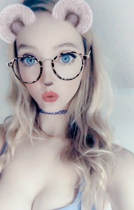 Holly Rosi Asmr