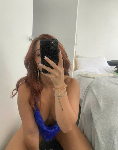 Nahá fotka uniklých OnlyFans od Harrietrankin