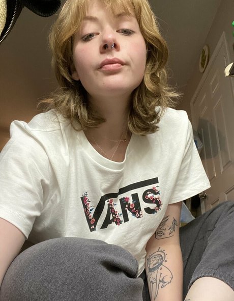 Naken lekkede OnlyFans-bilde av Sugarysoles