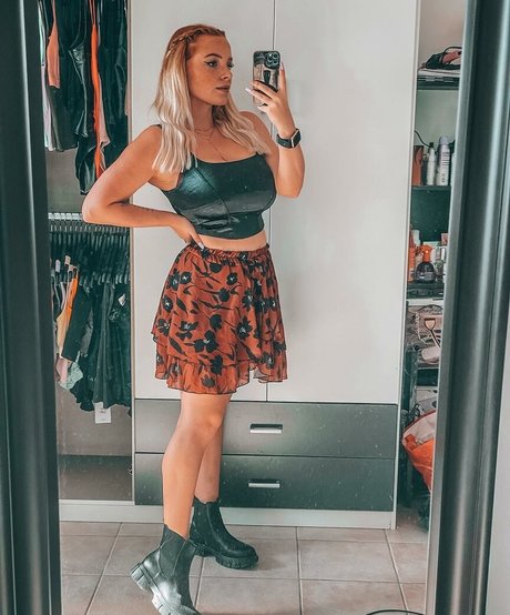 Sarah Neuhaus