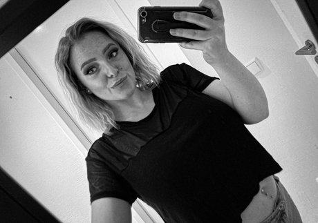 Sarah Neuhaus