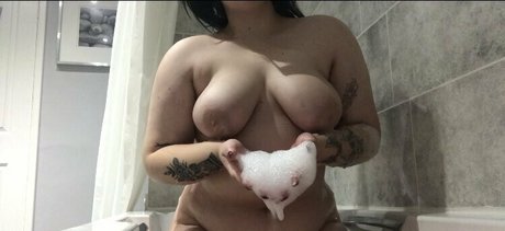 Naken lekkede OnlyFans-bilde av Prettypumpkins1