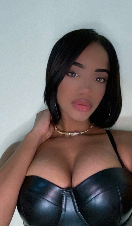 Nahá fotka uniklých OnlyFans od Lisettrey