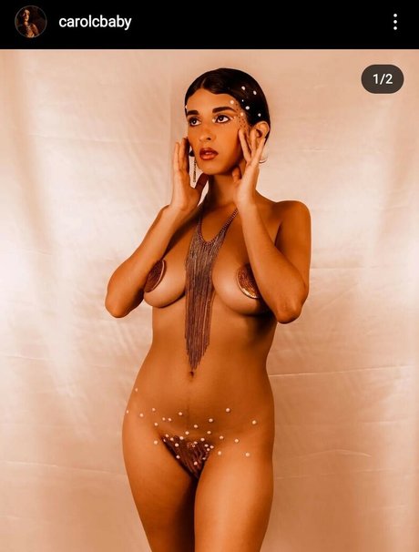 Naken läckt OnlyFans-bild av Carolcbaby