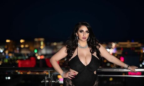 Nøgent lækket OnlyFans-billede af Arikittee