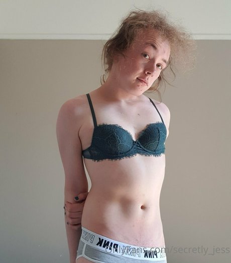 Nahá fotka uniklých OnlyFans od Secretlyjess