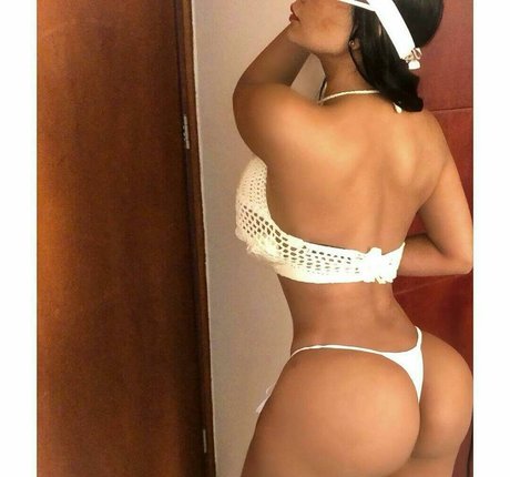 Caro Velez Betancourth