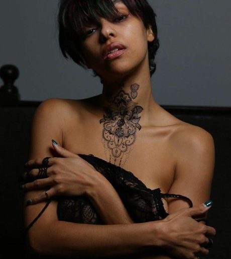 Julya Antoinette OnlyFans泄露裸照