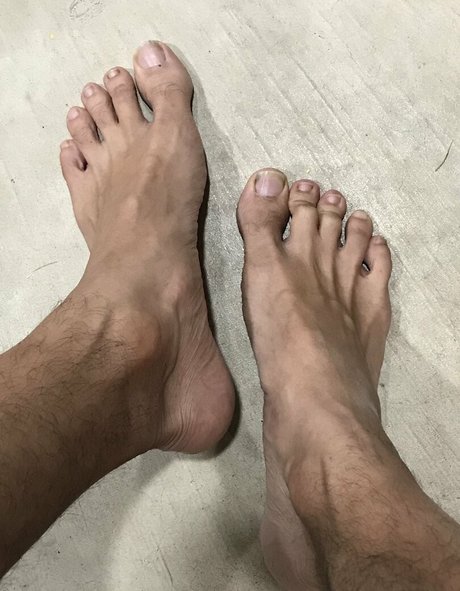 Nahá fotka uniklých OnlyFans od Barefeeticus