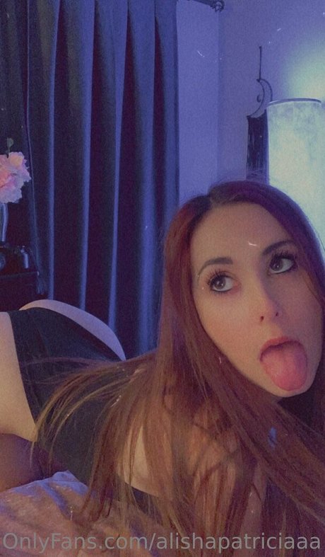 Naken lekkede OnlyFans-bilde av Alishapatriciaaa