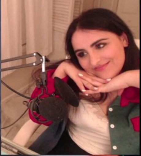 Naken lekkede OnlyFans-bilde av Alliebeemac