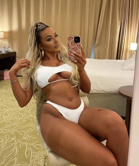 Beth Amelia