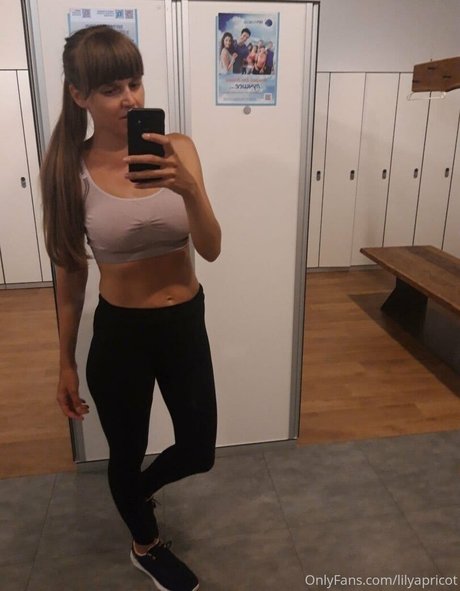 Lilyapricot