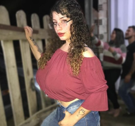 Ashley Alves