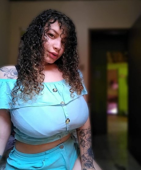 Ashley Alves