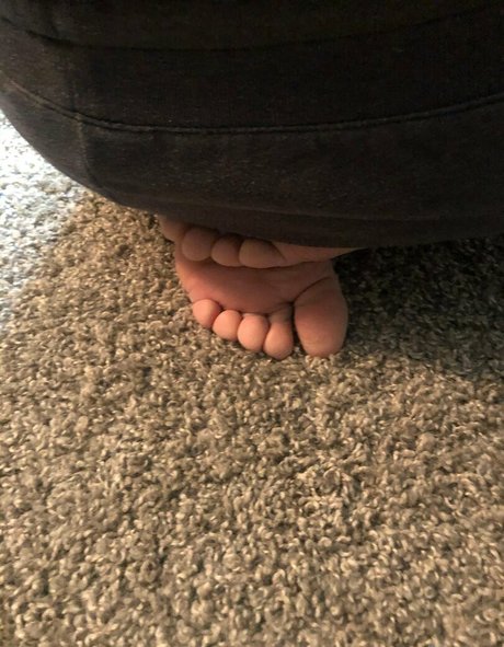 Naken lekkede OnlyFans-bilde av Ajonesfeet