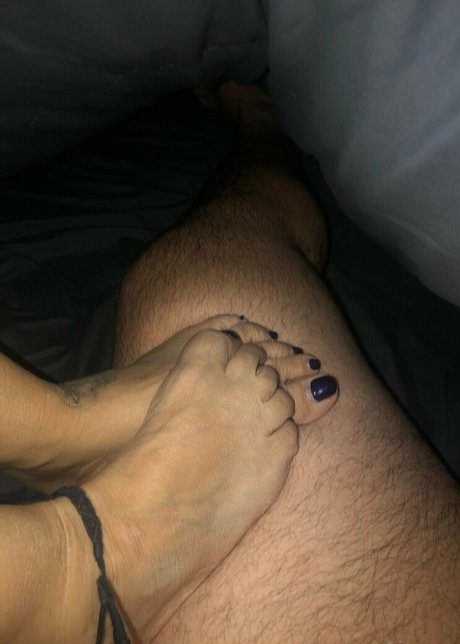 Ajonesfeet