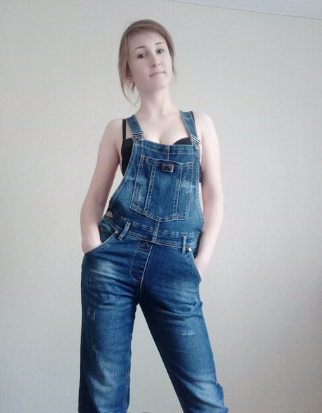 Nahá fotka uniklých OnlyFans od Emmagoldie