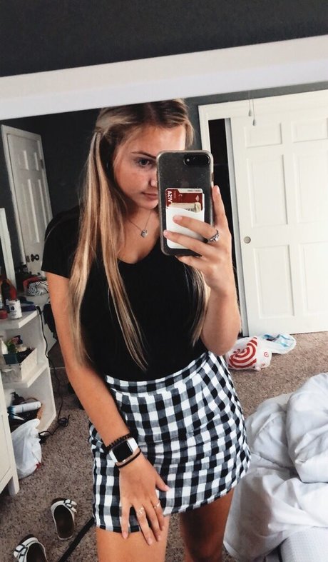 Leah Booth