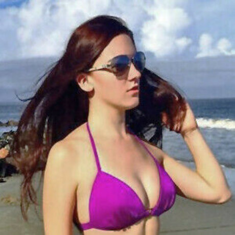 Hanna Zellers OnlyFans泄露裸照