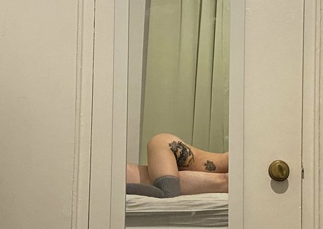 Naken läckt OnlyFans-bild av Sweetlilacdream