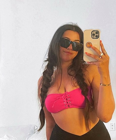 Обнаженная фотография утечки OnlyFans от Carol Chaves