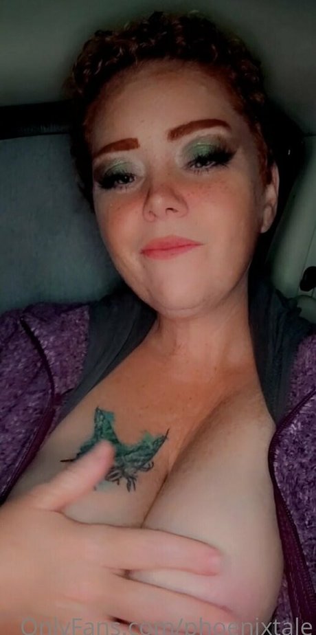 Nahá fotka uniklých OnlyFans od Phoenixtale